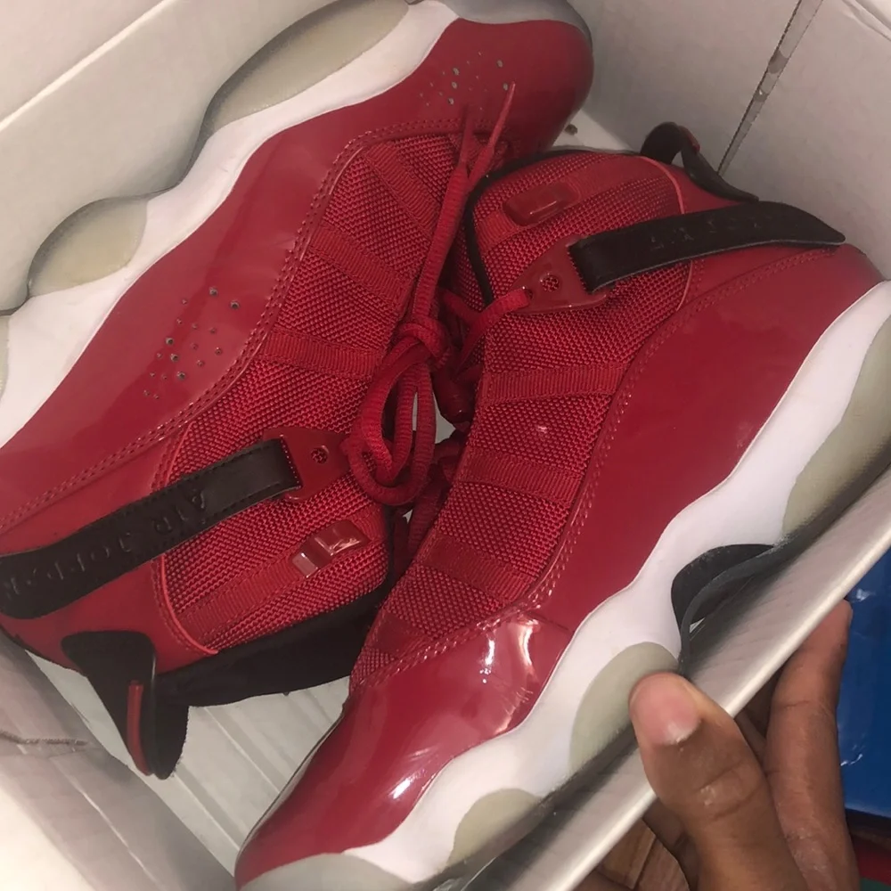Only worn a couple of times - Picture 1 of 3
